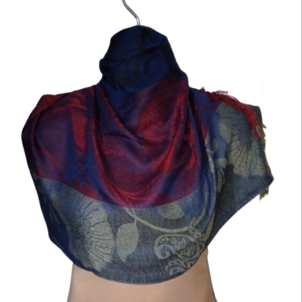 Floral print scarf